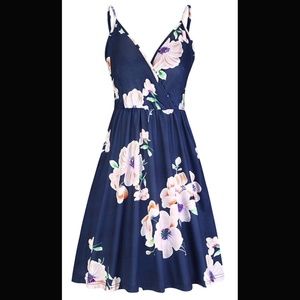 NWT Floral Spaghetti Strap Dress w/ Pockets
